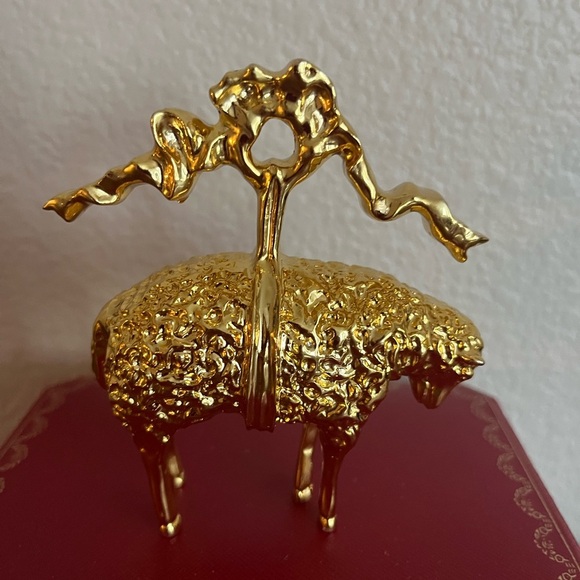 BROOKS BROTHERS gold sheep ornament ❤️💛 - Picture 3 of 4
